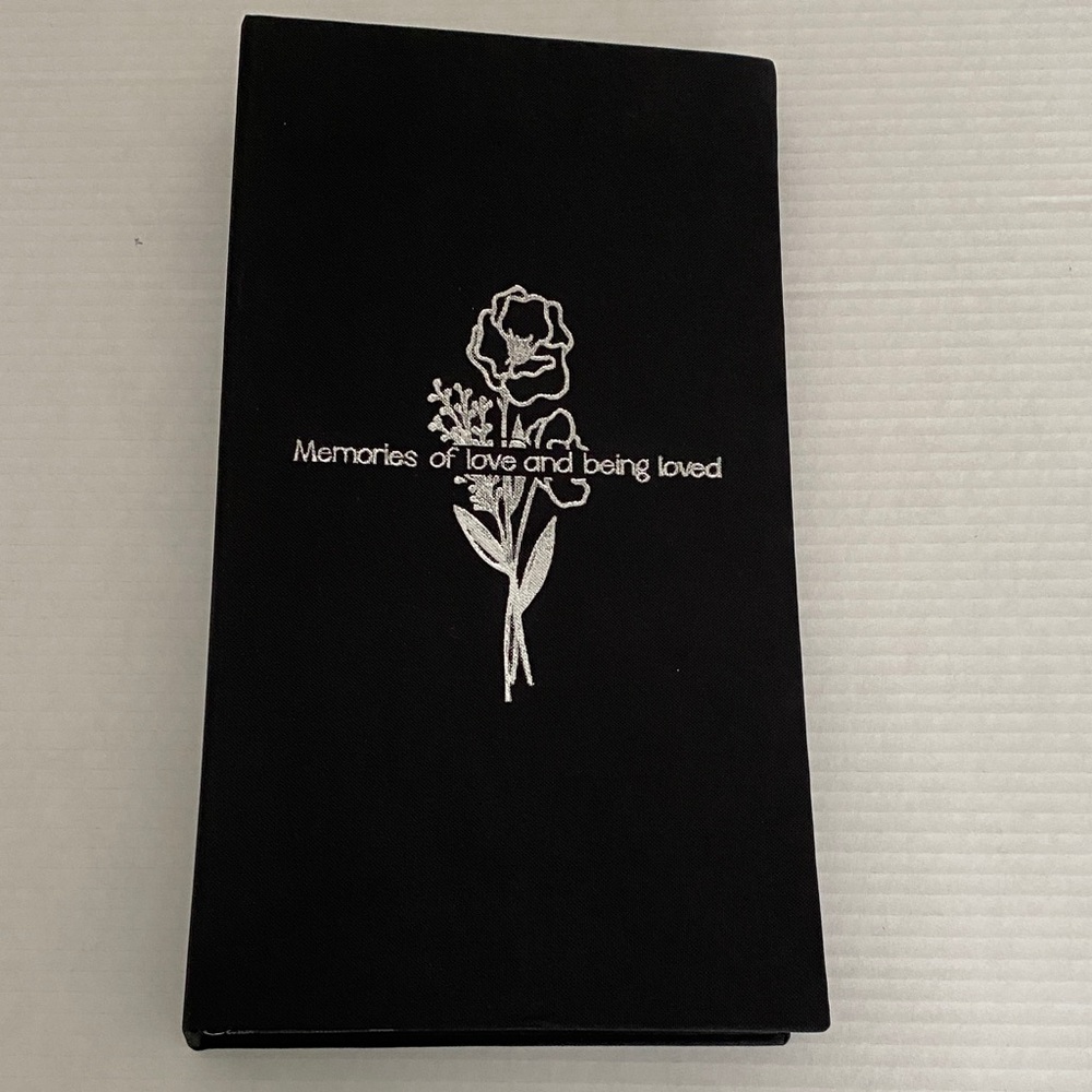 Black 300 picture Photo Album BNWOT